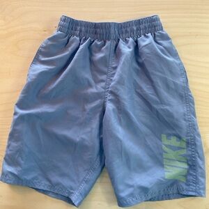 Nike Swim Trunks Size Large (Boy) (EJ)